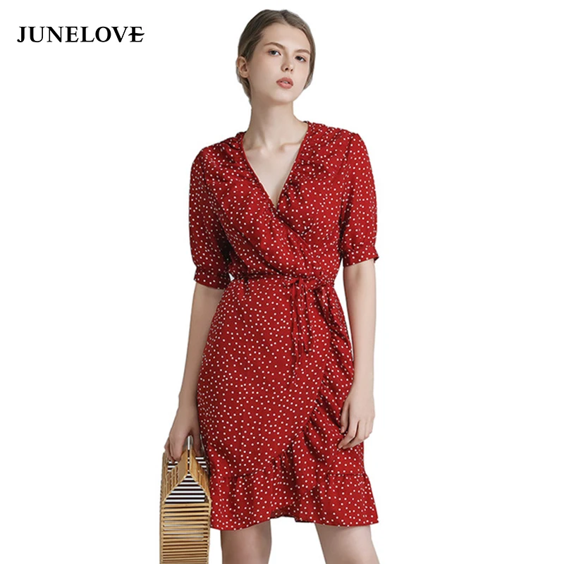 Винтажное цельнокроеное платье JuneLove до колена с принтом в горошек и оборками