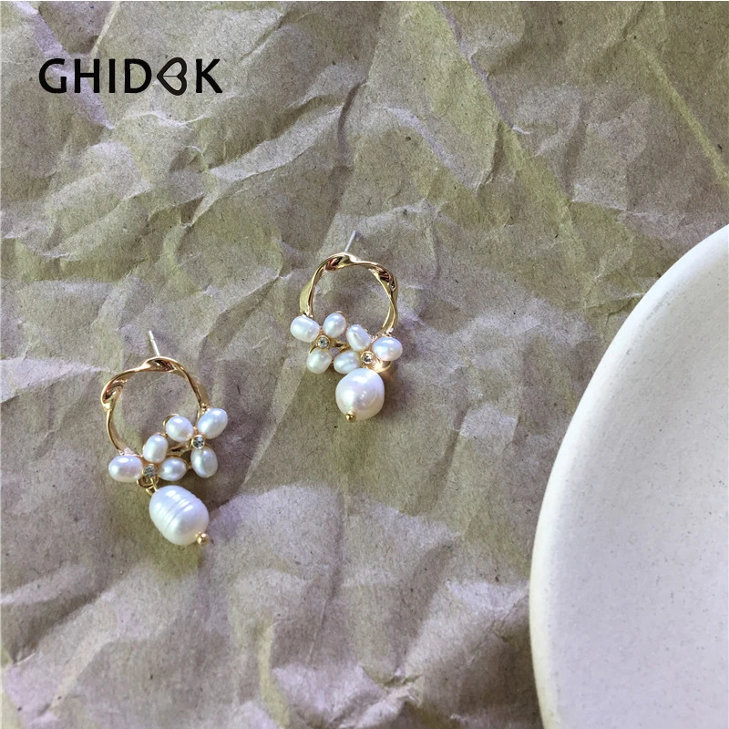 Женские серьги кольца GHIDBK золотого цвета с пресноводным жемчугом небольшой
