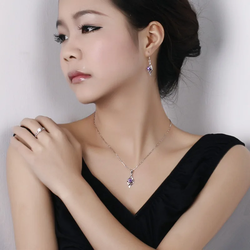 

MEYRROYU 925 Sterling Silver Inlaid Zircon Crystal Feather Purple Rhinestone Pendant Necklace Ladies Engagement Party Jewelry