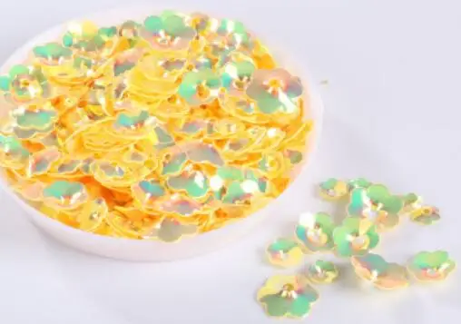 yellow 10 г 3D цветы с блестками бисер для одежды аксессуары голографический Декор сливы блёстки DIY смолы ювелирные изделия шейкер талисманы вещи - Цвет: yellow