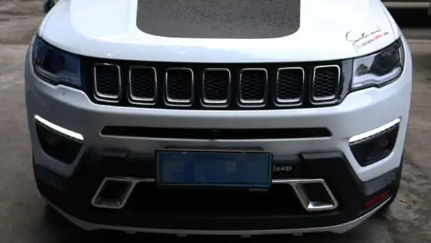Дневные Бег светильник для Jeep Compass динамический желтый указатель поворота светильник стиль реле 12V светодиодный автомобиль DRL Противотуманные лампы