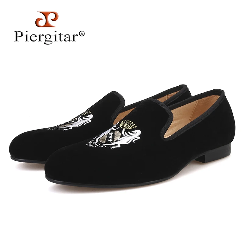 Piergitar 2018 Four colors Fashionable embroidery Men Velvet Shoes Plus Size men Loafers wedding and party male casual shoes | Обувь