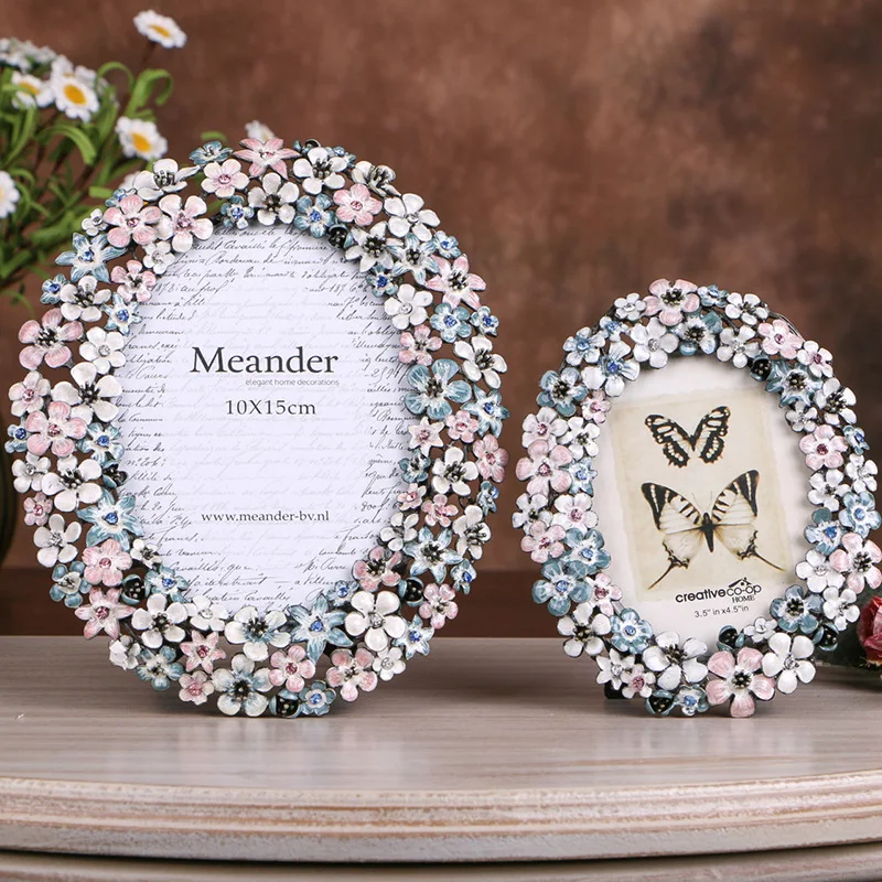 

European Pastoral Retro floral Frame Creative Home Decoration Ornaments Zinc Alloy Enamel Oval Peacock Photo Frame Single-frame