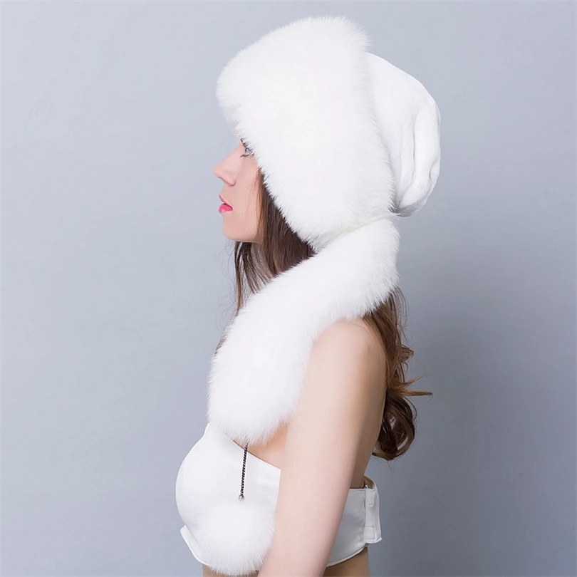 Рисунок 3 - Женская меховая шапка-бомбер