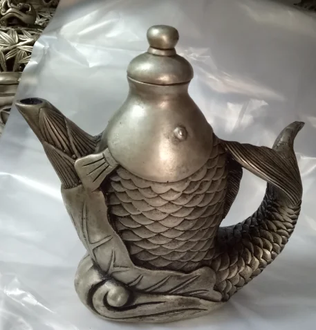 Antique bronze art antique bronze art ornaments of pure copper bronze fish shaped teapot