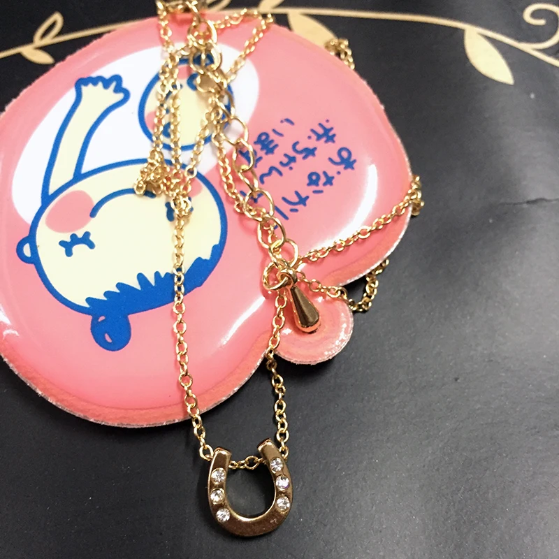 Сверкающее короткое колье Подкова Хрустальная подкова золотистое массивное