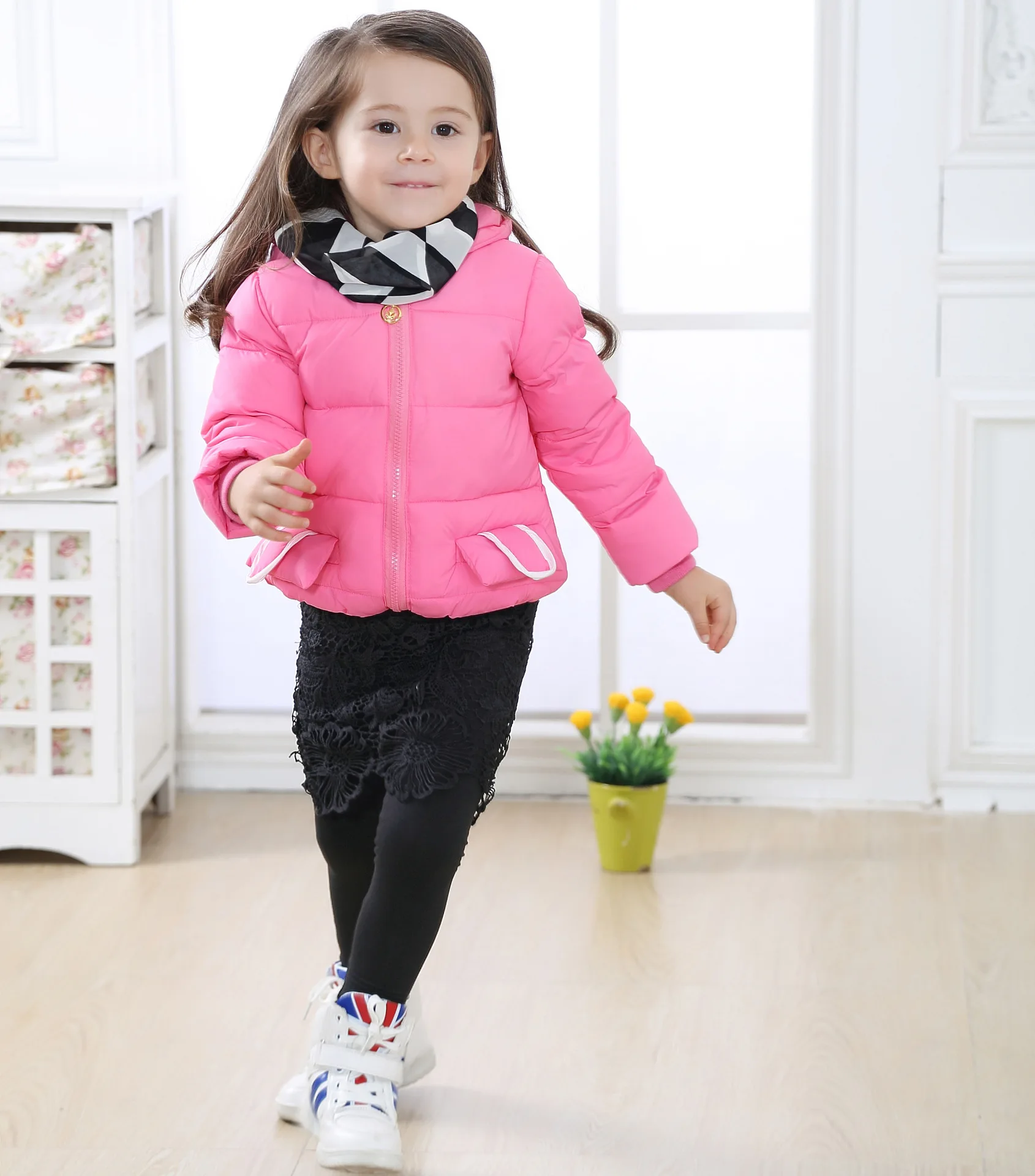 Зимнее пальто для маленьких девочек стеганая куртка на белом утином пуху верхняя