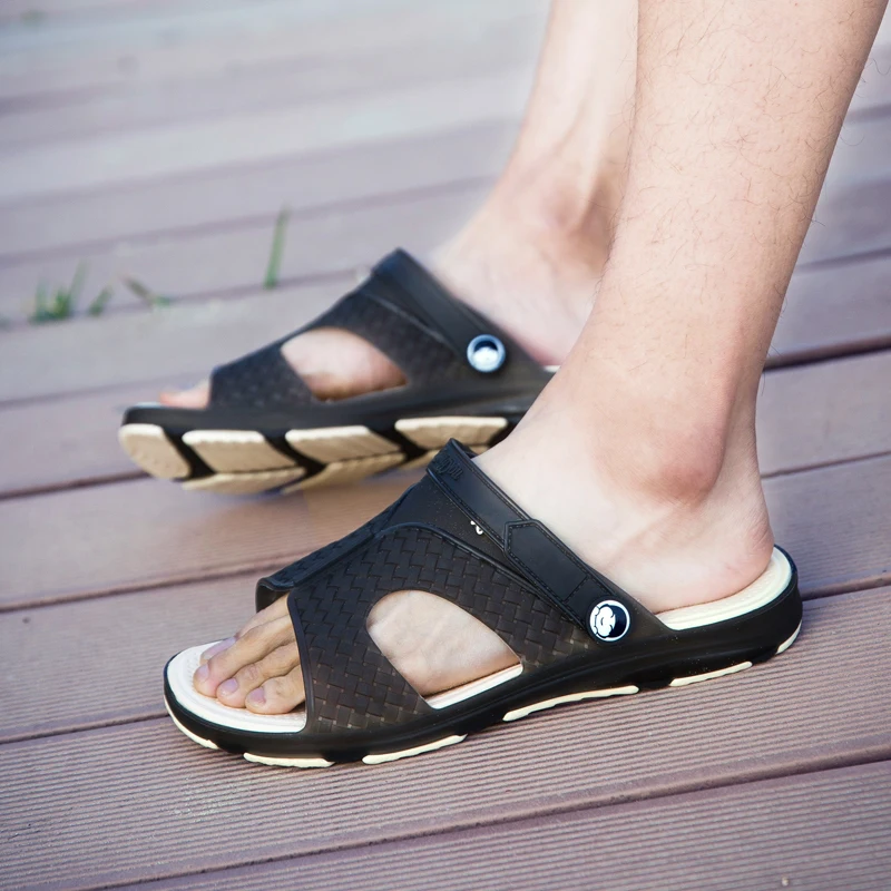 HKIMDL Goedkope Mannen тапочки Ademend Buiten зомер Heren Schoenen режим Nieuwigheid Ontwerp Повседневное Strand тапочки Mannen