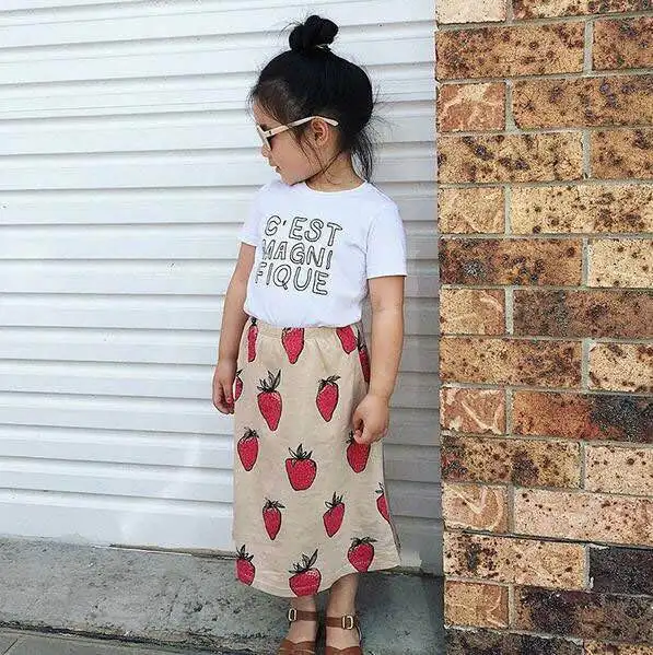 Весна-лето 2016 юбки для маленьких девочек детские с клубникой повседневная