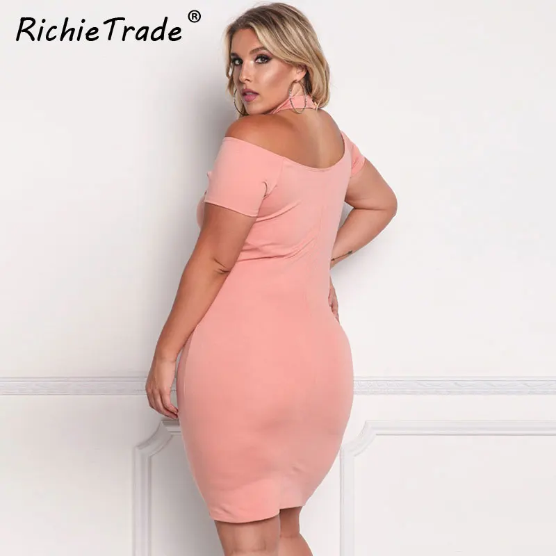 Женское платье с коротким рукавом RICHIETRADE розовое круглым вырезом Летнее