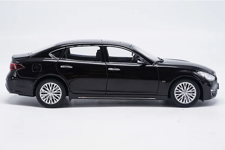 1:18 Infiniti Q70L высокая модель автомобиля из цинкового сплава, коллекция и подарок металлическая роскошная модель автомобиля, шесть открытых дверей