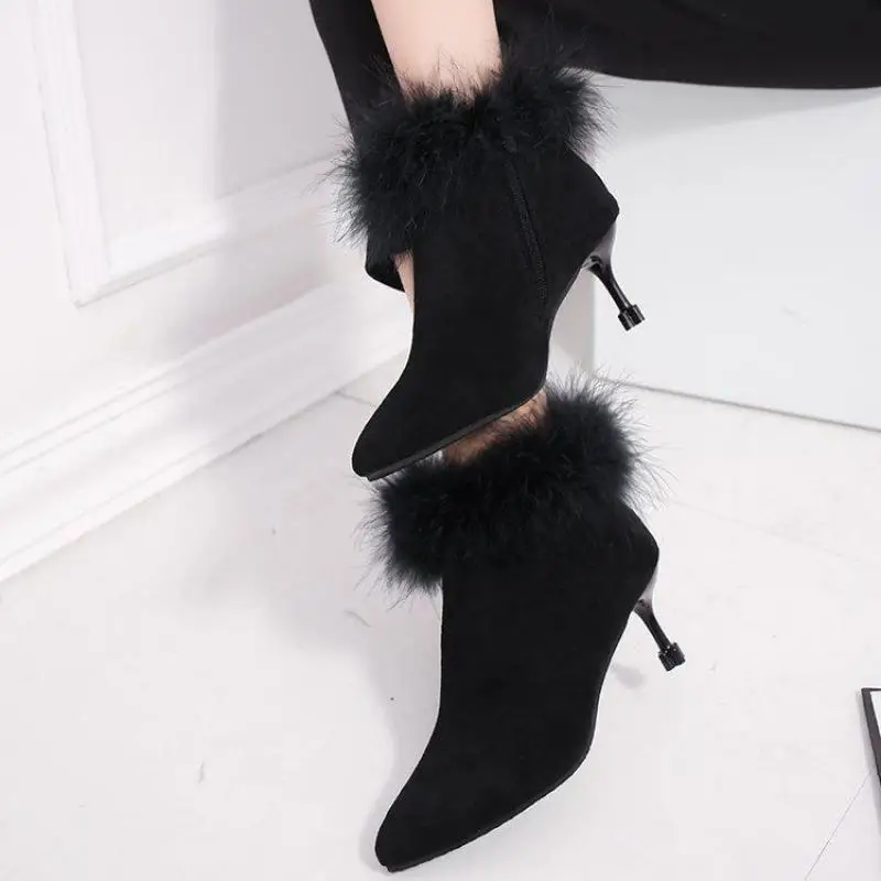 Модные женские ботинки на высоком каблуке с плюшевой подкладкой пикантные