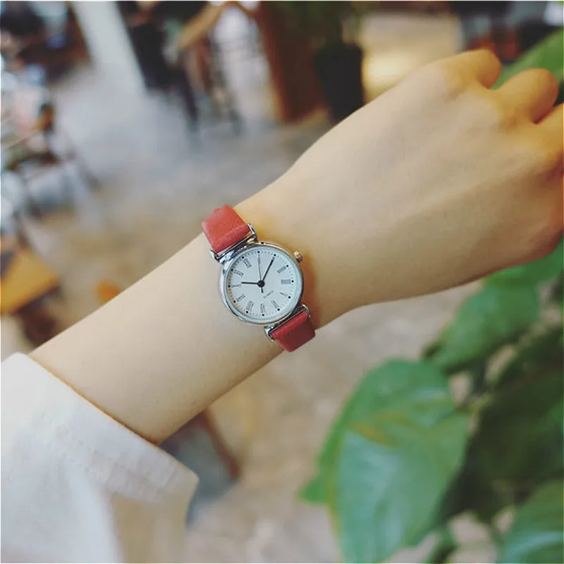 Ulzzang простые женские часы с небольшим циферблатом модные кожаные