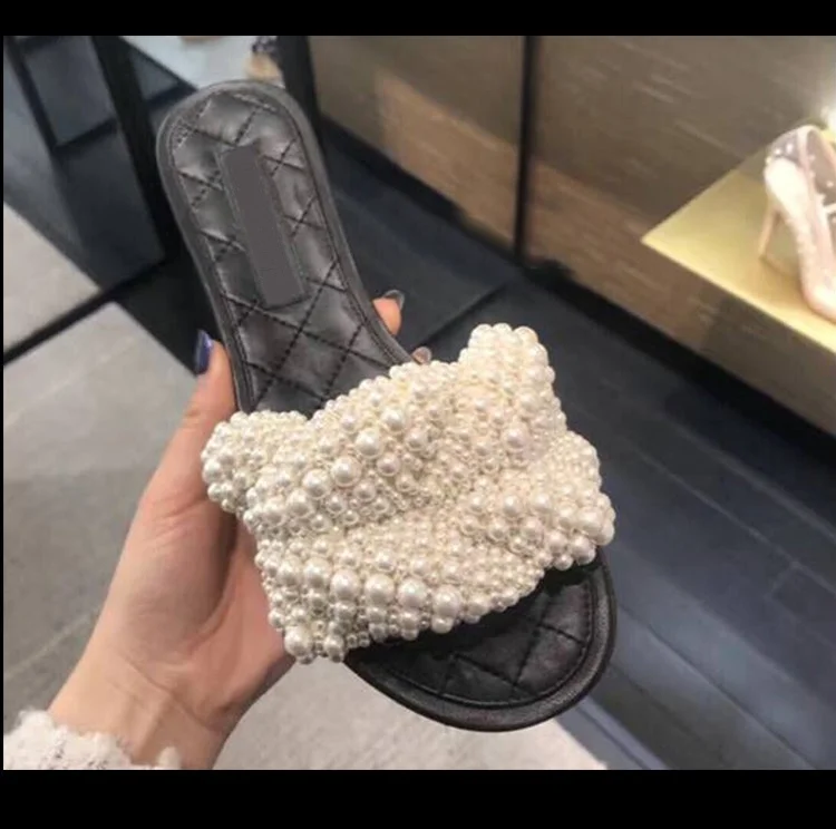 Женские пляжные шлепанцы элегантные сандалии на плоской подошве с жемчугом