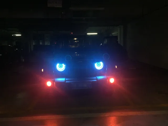 Бесплатная доставка Ангельские глазки светодиодный фары HID Q5 ксеноновые линзы