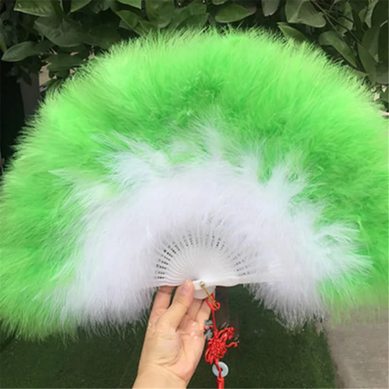 green and white Многоцветный китайский стиль перьевой вентилятор для танцев реквизит свадебный подарок ручной вентилятор складной Вентилятор 50X30 см - Цвет: green and white