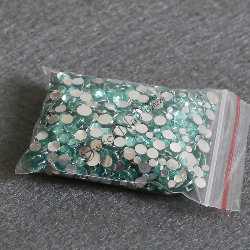 1000pcs SS6-SS30 Mixed Size charming beautiful Water Blue 14 facet round diamond sparkling acrylic nail art decoration N08 | Красота и