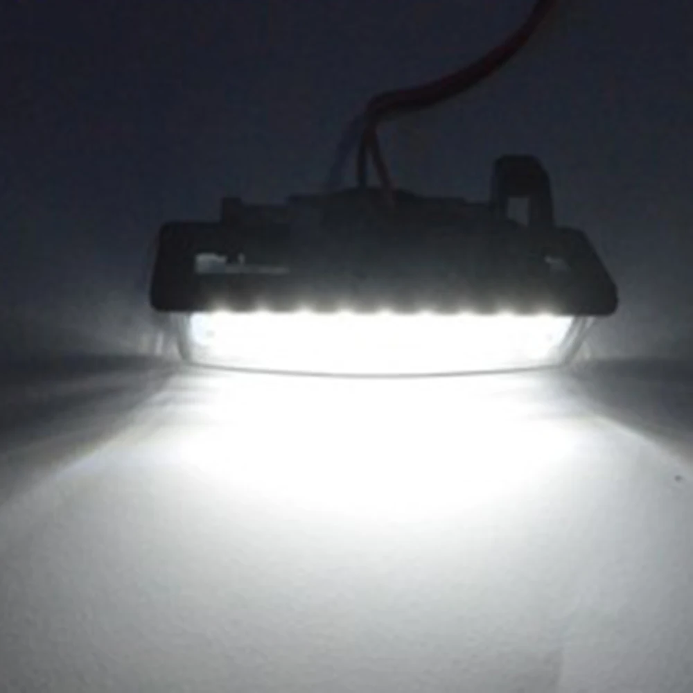 

DJSona 2PCS 18LED License Plate Light Lamps for Nissan Altima Maxima Murano 2013 Altima Infiniti QX80 QX60 QX56 JX35 Hot Sale