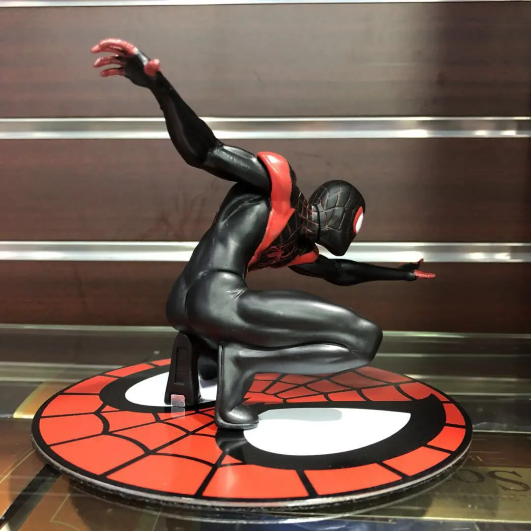 Чудесные Супергерои 11 см в коробке потрясающие черные Фигурки Человека паука