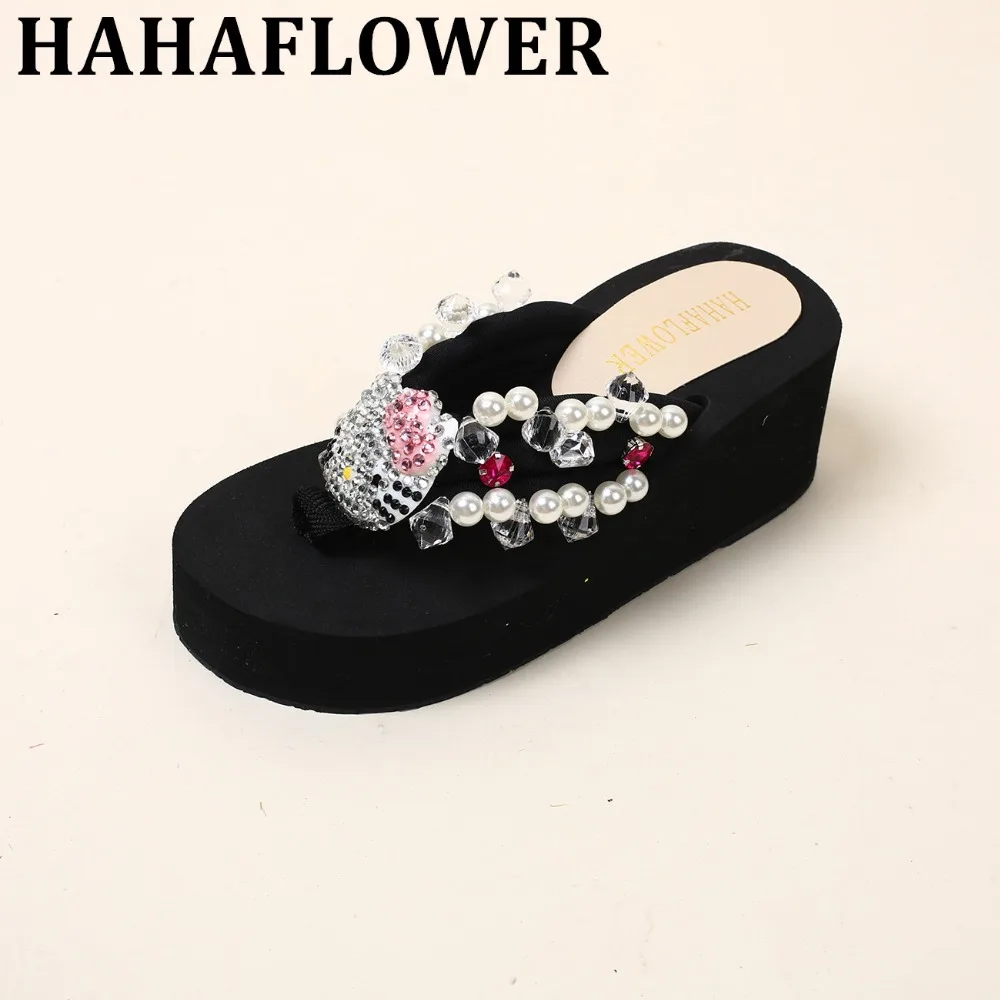 Женские блестящие шлепанцы HAHAFLOWER пляжные на танкетке украшенные стразами | Обувь