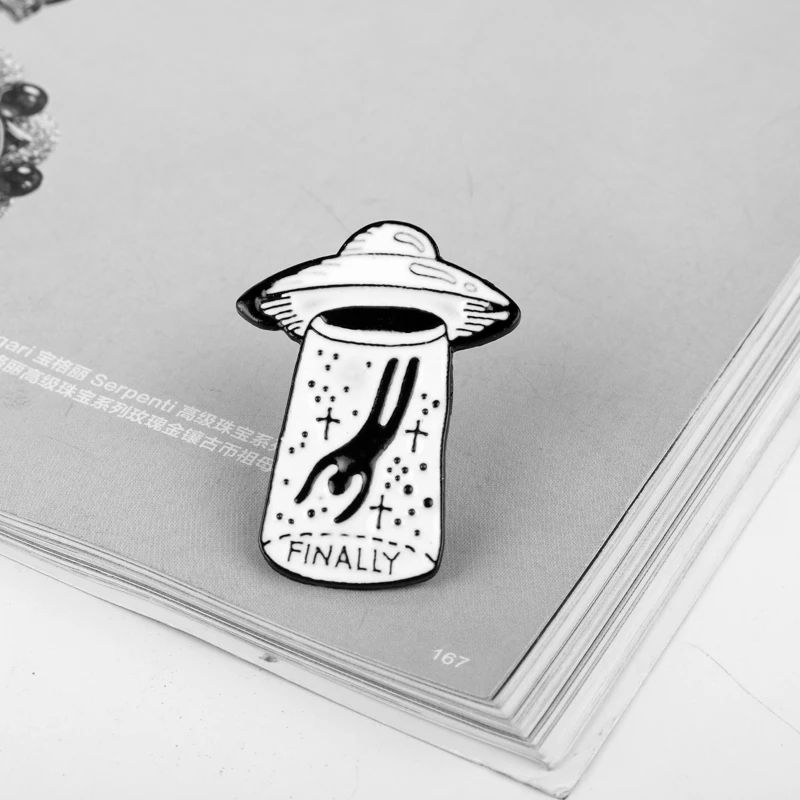 Мультфильм UFO Alie брошь с дизайном «Планета» булавки космический корабль эмалированные булавки Кнопка рюкзак одежда воротник значок забавные ювелирные изделия подарок детям