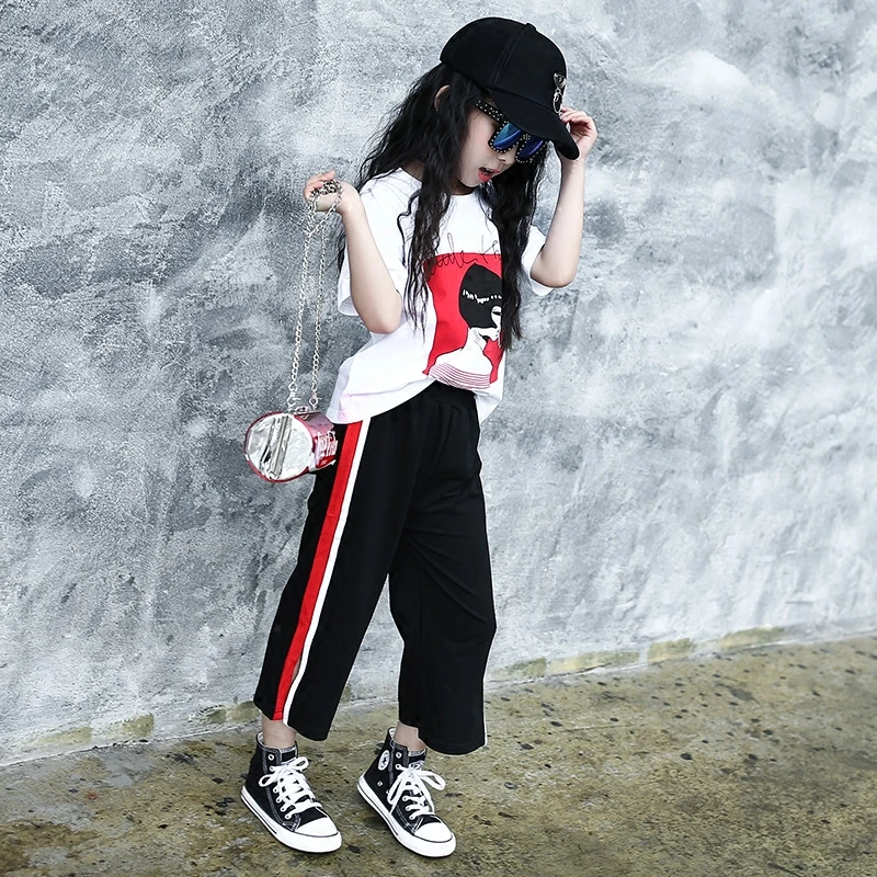 Летний костюм для девочек новинка 2020 Корейская версия западный из двух предметов