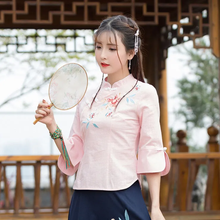 2018 spring and summer Slim embroidered cotton shirt |
