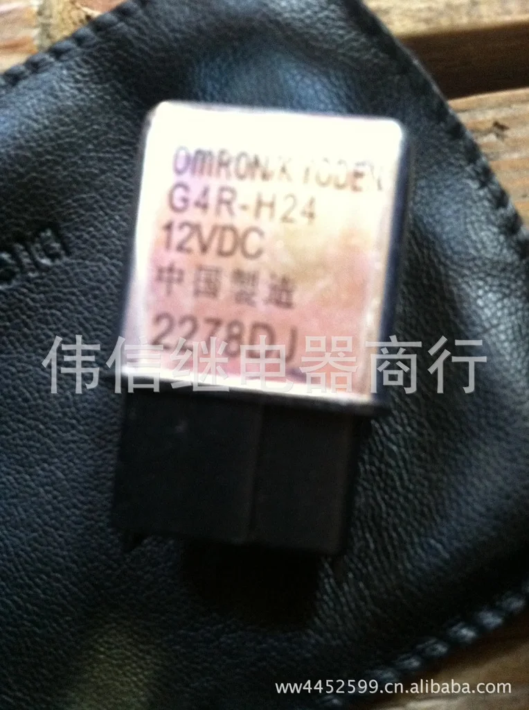 

Реле G4R-H24 12 в постоянного тока 4-контактный