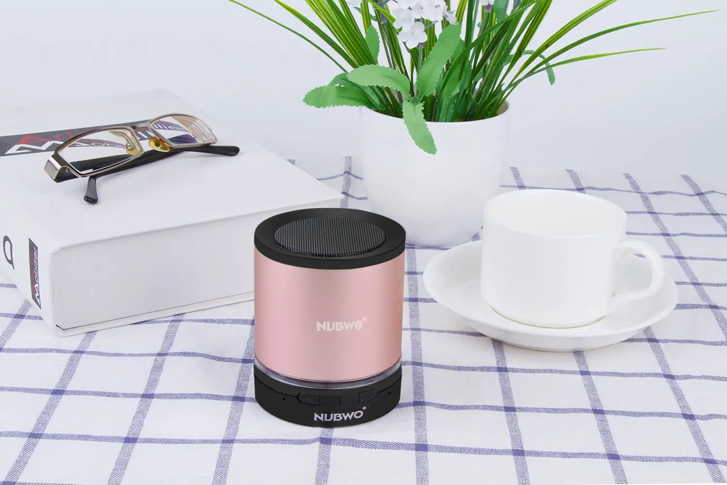 NUBWO Bluetooth динамик, беспроводной портативный динамик, открытый мини беспроводной динамик с многофункциональным стерео, встроенный микрофон