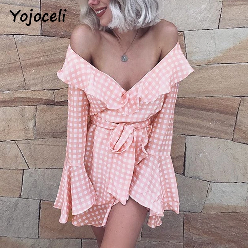 Женское короткое клетчатое платье Yojoceli вечерние кантное с оборками и открытыми