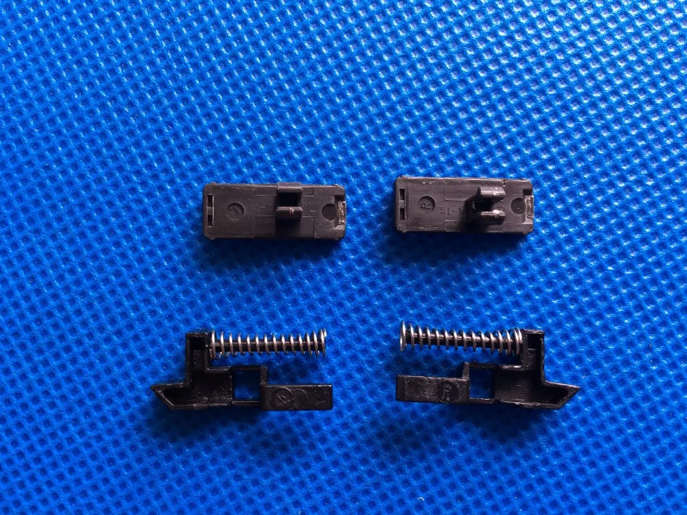 

New Original for Lenovo ThinkPad L440 Battery Lock Buckle Fasten Clip Latch Buckle