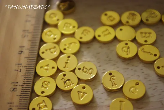 Оптовая продажа a z буквенные амулеты штамп первоначальные ювелирные изделия