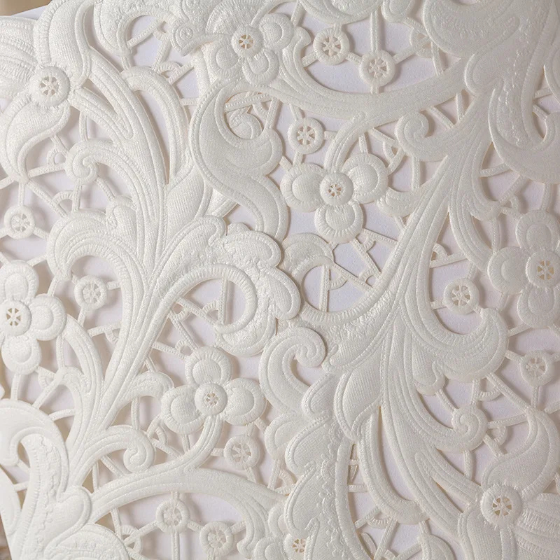 Personalized Elegant Floral Cut Wedding Invitation card white color | Дом и сад