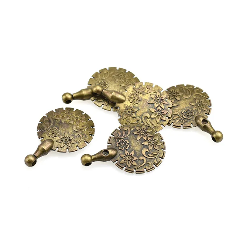 

12 Pcs/lot European Style Vintage Metal Sewing Thread Cutting Knife Line Patchwork Women DIY Sewing Tools Accessories Wholesale
