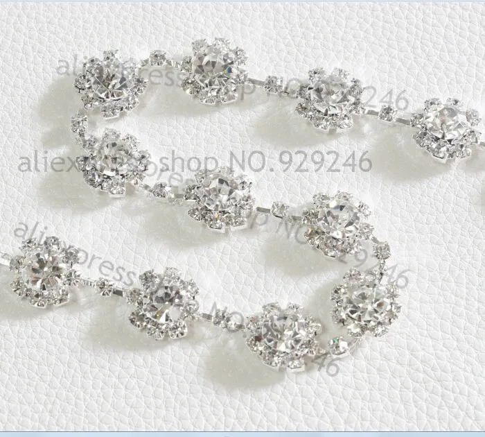 

free shipping1 yard/pack 1.4cm sunflower clear crystal chain trimmings for bridal wedding decoration garment shoes accessory