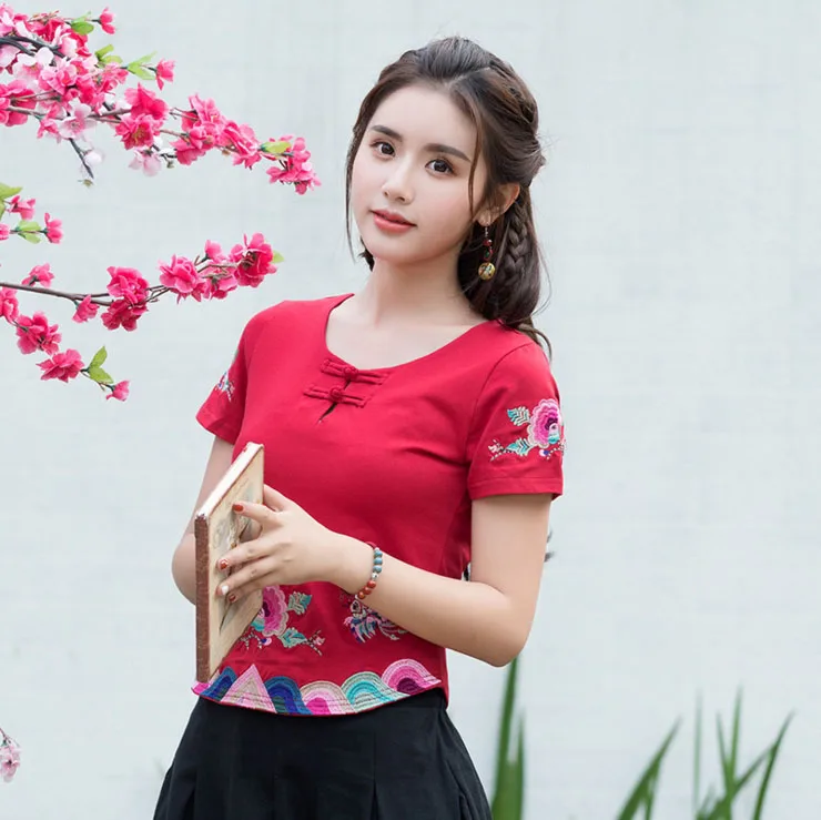 Новинка весна-лето 2018 тонкая футболка с вышивкой в этническом стиле - купить по