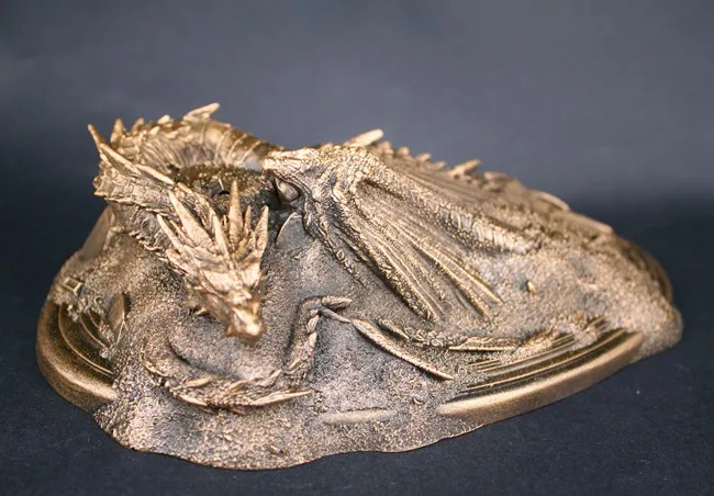 Хоббит Властелин колец Дракон Smaug медная Имитация Модель автомобиля ОРНАМЕНТ