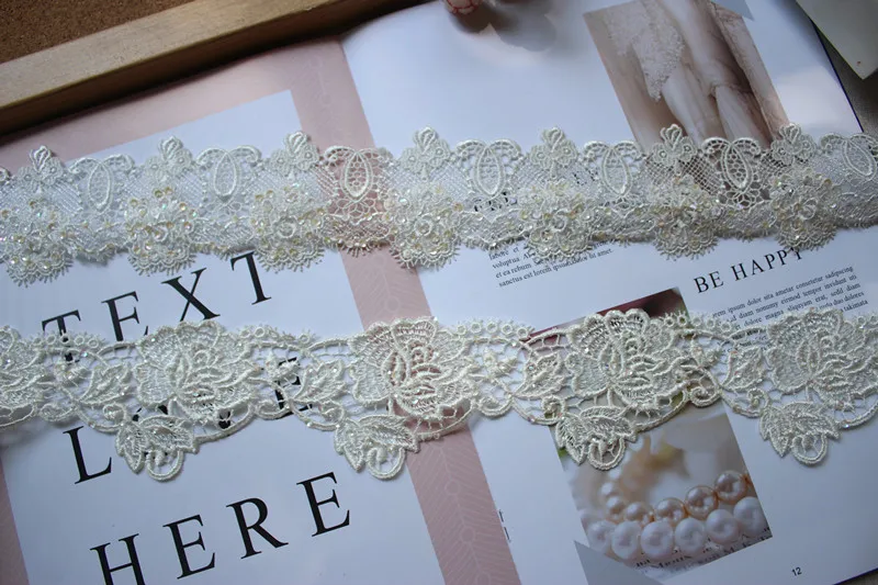 2 ярдов/партия Diy инструмент для творчества, цвета слоновой кости, Off White Venise кружевной отделкой с радугой крем, пайетки, Водорастворимая кружевная отделка для свадьбы