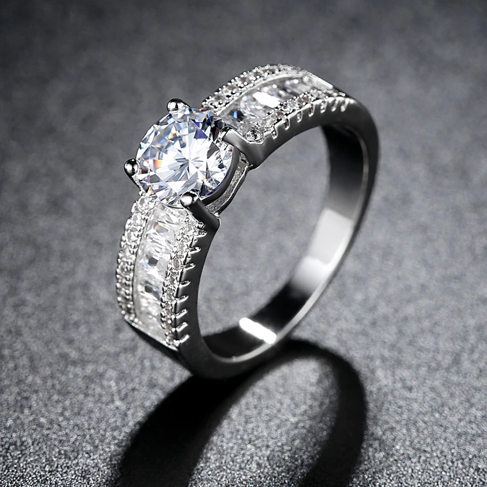 Серебряное кольцо модное женское вечернее серебряное обручальное для девочек