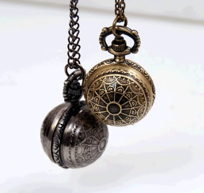 100 pcs/lot Vintage Steampunk Style Retro Bronze Spider Web Sphere Ball quartz  Pocket Watch Necklace low price wholesale