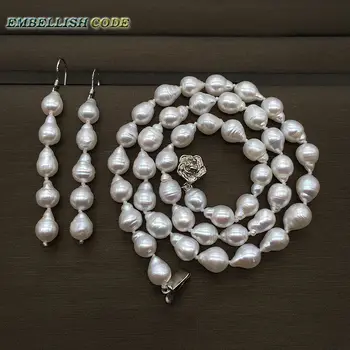 Special small baroque pearl choker necklace hook earring set tissue nucleated flameball white natural screw thread pearls Lady