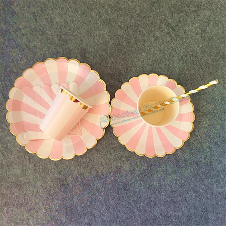 Набор из 16 румян розовые и золотые бумажные стаканчики волнистая фольга тарелки