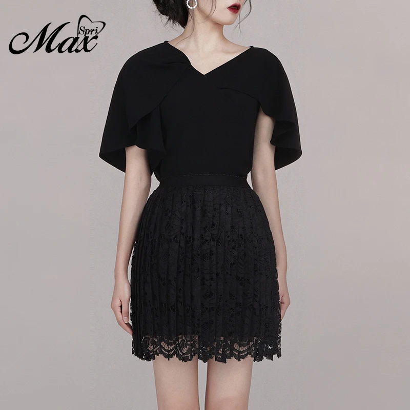 Женское мини-платье с V-образным вырезом Max Spri однотонное черное ТРАПЕЦИЕВИДНОЕ