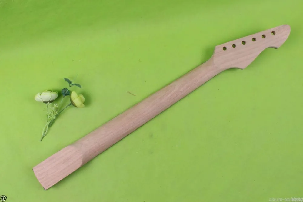 Одна новая левая Неоконченная электрогитара шея 22 лада 628 мм из красного дерева