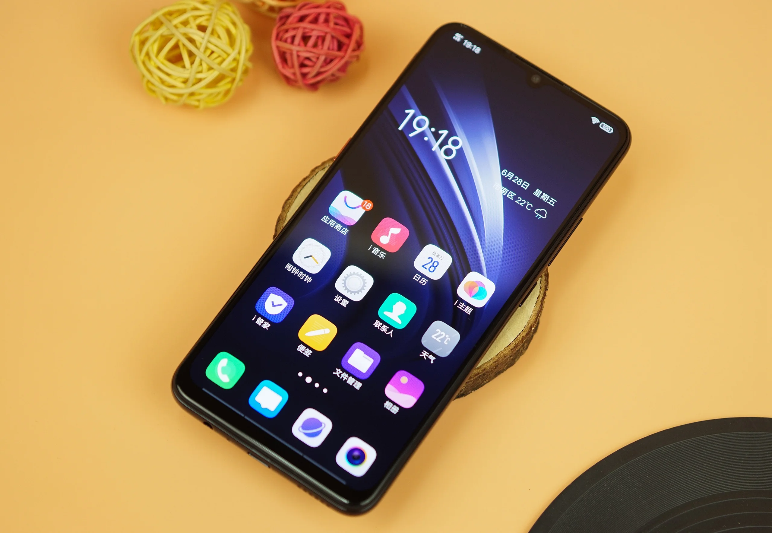 Смартфон Vivo IQOO NEO 845 дюйма 8 + 9 0 ГБ Android 6 38 сканер отпечатка пальца и лица|Смартфоны|