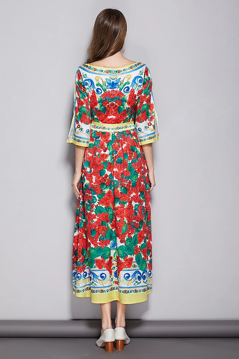 Женское модельное дизайнерское праздничное платье с розами летнее синее и белое