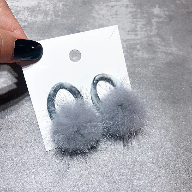 

Fashion Square Acrylic Mink Hair Earrings For Woman Female Vintage Personality Simple Fashion Woman Asymmetry Girls Earrings