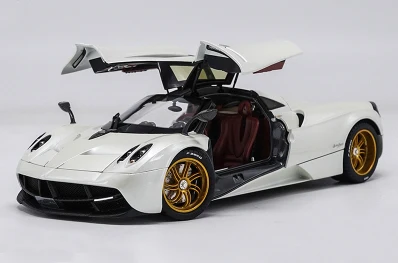 1:18 Масштаб литой под давлением металлический спортивный автомобиль модель игрушки для Pagani автомобиль Automobili Huayra литой суперавтомобиль модель игрушки с оригинальной коробкой - Цвет: Белый