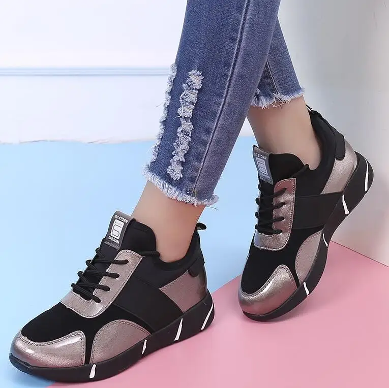 Женская повседневная обувь модная прогулочная на толстой подошве шнуровке