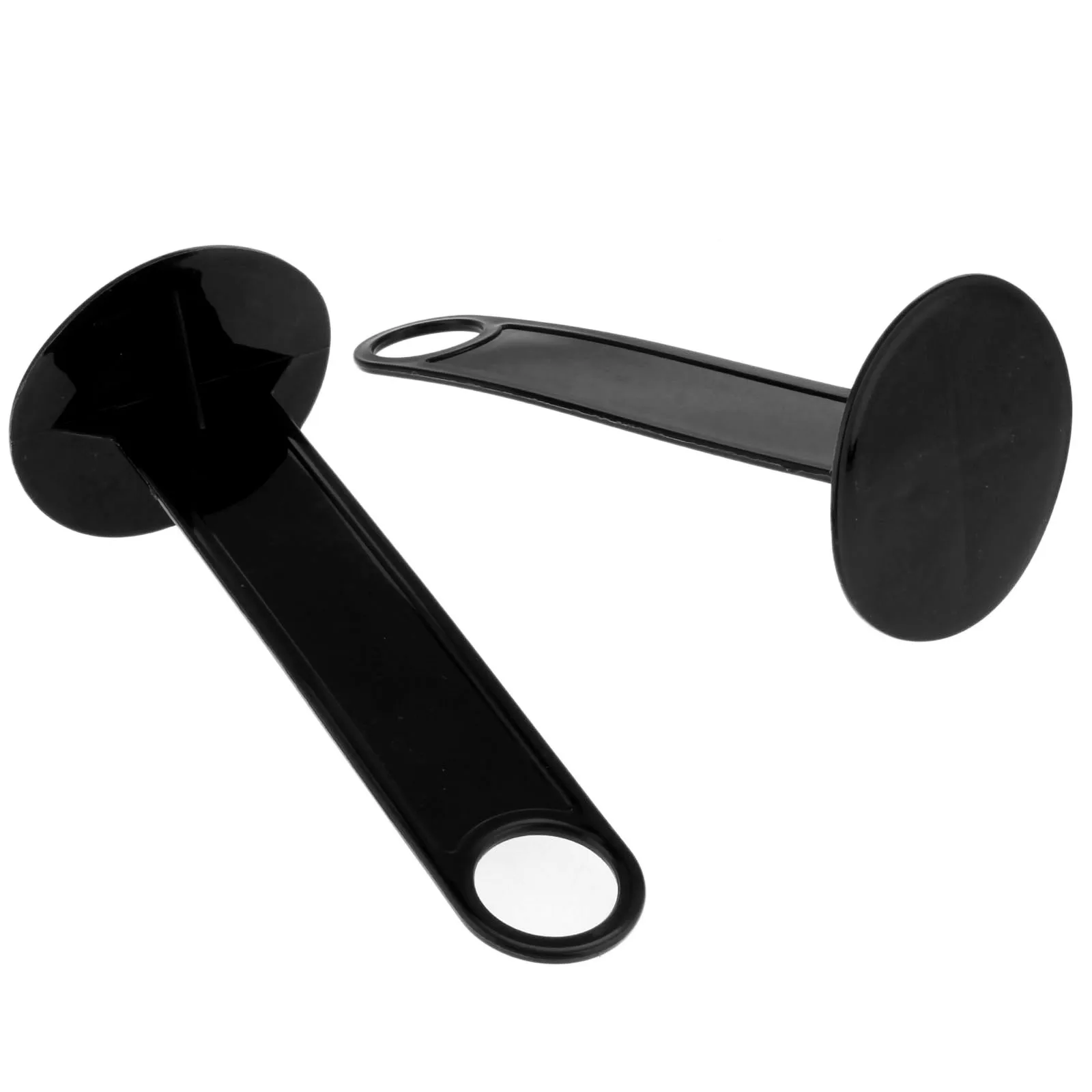 2 предмета удобно брать с собой на сайте магазина для футбольного маркер